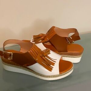 Stylish Tan and White Women's Sandals